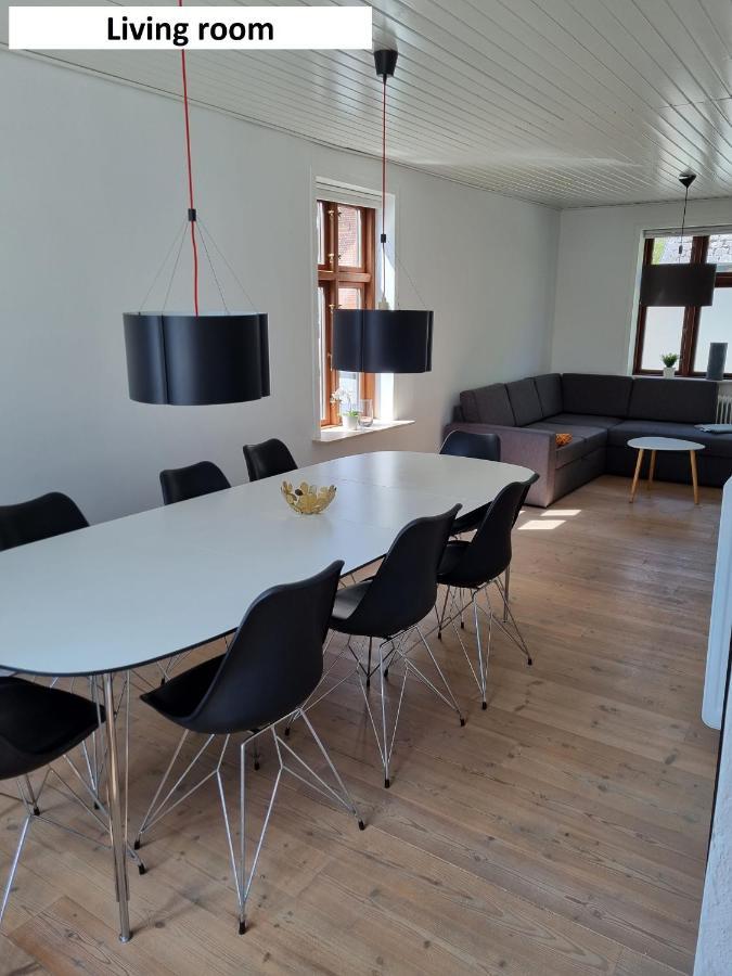 Taet Pa Centrum & Mch/Boxen - Huset Nr. 11 Herning Kültér fotó